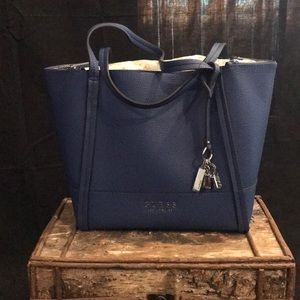 NWT GUESS TOTE